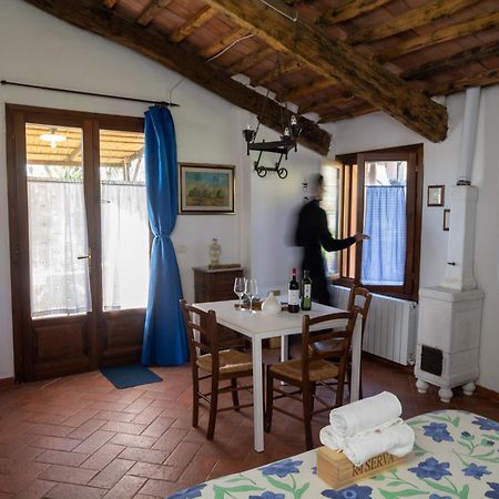 Agriturismo Colle Vento 苏韦雷托 客房 照片
