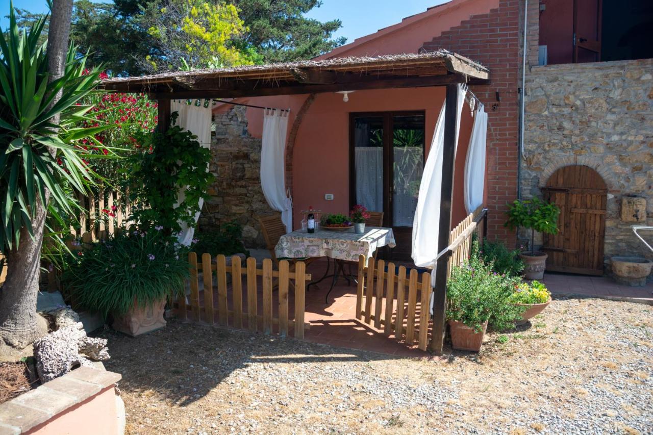 Agriturismo Colle Vento 苏韦雷托 外观 照片